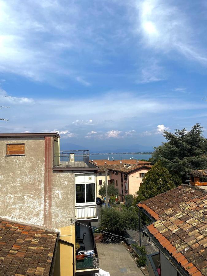 Apartamento Antico Borgo Desenzano del Garda Exterior foto